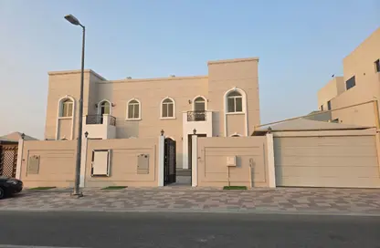 فيلا - 4 غرف نوم - 7 حمامات للايجار في حوشي 2 - حوشي - البادي - الشارقة فيلا - 4 غرف نوم - 7 حمامات للايجار في حوشي 2 - حوشي - البادي - الشارقة