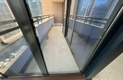 شقة - 3 غرف نوم - 3 حمامات للايجار في برج ماكين - منطقة النادي السياحي - أبوظبي