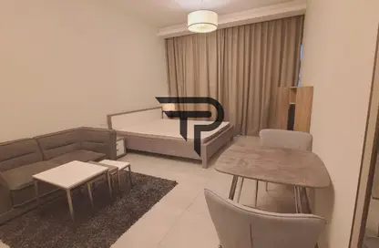Apartment - Studio - 1 Bathroom for rent in SOL Bay - Business Bay - Dubai