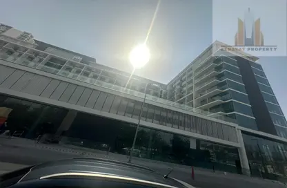 Apartment - 1 Bedroom - 2 Bathrooms for sale in Binghatti Phoenix - Jumeirah Village Circle - Dubai