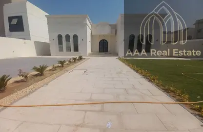 Villa - 5 Bedrooms - 7 Bathrooms for rent in Al Barsha South 2 - Al Barsha South - Al Barsha - Dubai