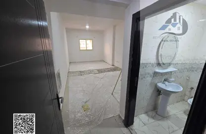 شقة - غرفة نوم - 2 حمامات للايجار في الجرف 3 - الجرف - عجمان وسط المدينة - عجمان