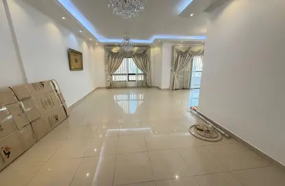 Apartment - 3 Bedrooms - 3 Bathrooms for rent in Al Marwa Tower 1 - Al Marwa Towers - Cornich Al Buhaira - Sharjah