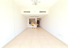 Empty Room image for: Apartment - 1 bedroom - 2 bathrooms for rent in Airport Road Area - Al Garhoud - Dubai, Image 1