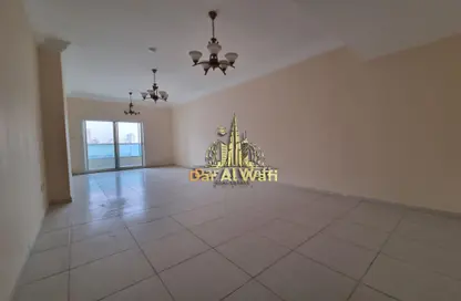 شقة - 2 غرف نوم - 3 حمامات للايجار في برج عالية - النهدة - الشارقة