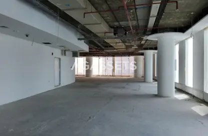 Full Floor - Studio - 1 Bathroom for rent in The Bay Gate - Business Bay - Dubai