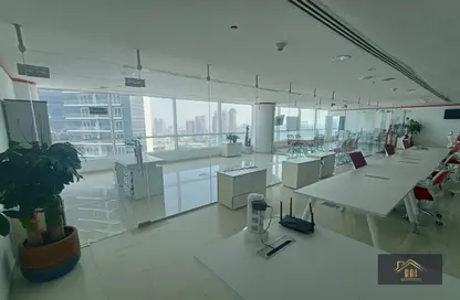 مكتب - استوديو - 3 حمامات للايجار في برج كونكورد - مدينة دبي الإعلامية - دبي