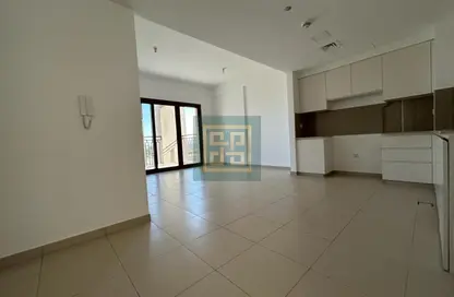 Apartment - 2 Bedrooms - 2 Bathrooms for sale in Zahra Breeze Apartments 4A - Zahra Breeze Apartments - Town Square - Dubai