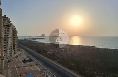 شقة - 2 غرف نوم - 3 حمامات للايجار في 4 رويال بريز - رويال بريز - قرية الحمرا - رأس الخيمة