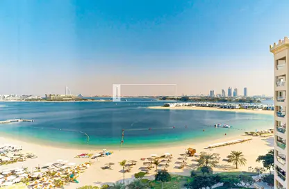 Water View image for: Apartment - 3 Bedrooms - 3 Bathrooms for rent in Al Das - Shoreline Apartments - Palm Jumeirah - Dubai, Image 1