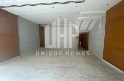 Office Space - Studio - 2 Bathrooms for rent in Marina Village - Abu Dhabi