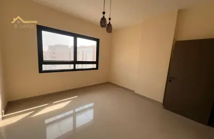 Apartment - 1 Bedroom - 2 Bathrooms for rent in AlFalah - Muwaileh Commercial - Sharjah