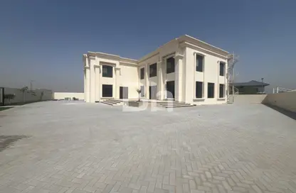 Villa - 5 Bedrooms - 7 Bathrooms for rent in Nad Al Sheba Villas - Nad Al Sheba 3 - Nad Al Sheba - Dubai