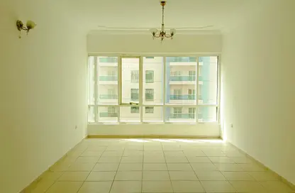 شقة - 2 غرف نوم - 3 حمامات للايجار في شارع التعاون الجديد - التعاون - الشارقة شقة - 2 غرف نوم - 3 حمامات للايجار في شارع التعاون الجديد - التعاون - الشارقة