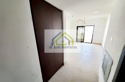 Hall / Corridor image for: Apartment - 2 Bedrooms - 3 Bathrooms for rent in Muwaileh 29 Building - Muwaileh - Sharjah, Image 1