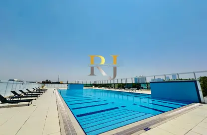 شقة - غرفة نوم - 2 حمامات للايجار في جولدن ساندز 14 - منخول - بر دبي - دبي