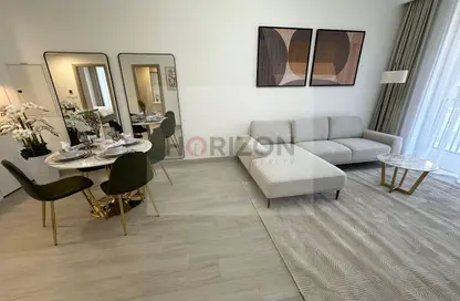 شقة - غرفة نوم - 2 حمامات للايجار في لوما 22 - قرية الجميرا سركل - دبي