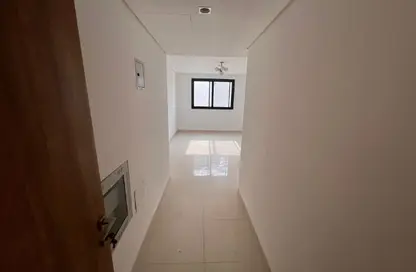 Apartment - 1 Bedroom - 2 Bathrooms for rent in Al Thani Muwaileh - Muwaileh Commercial - Sharjah