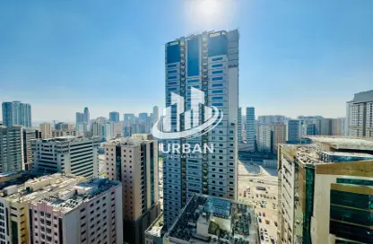 شقة - 2 غرف نوم - 3 حمامات للايجار في التعاون - الشارقة