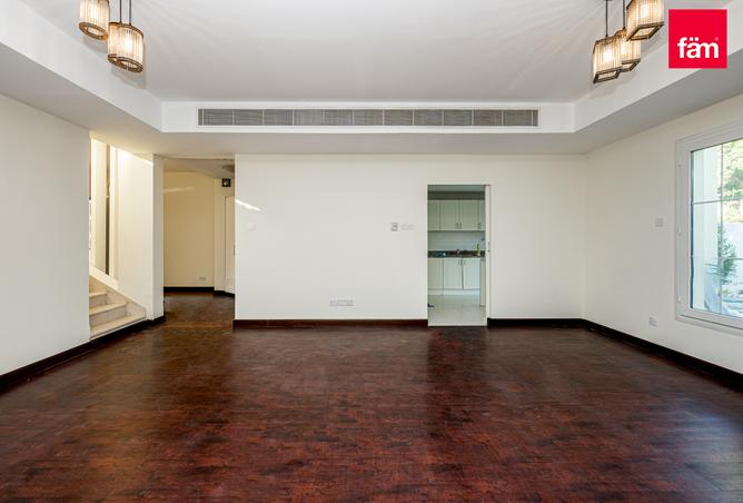 14251994 - Property Image 2