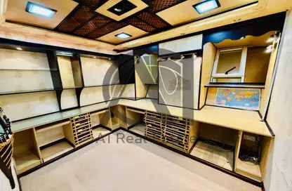 Office Space - Studio - 2 Bathrooms for rent in Central District - Al Ain