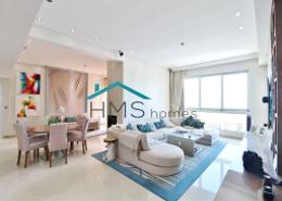 Living / Dining Room image for: Apartment - 2 bedrooms - 3 bathrooms for sale in Marina Residences 4 - Marina Residences - Palm Jumeirah - Dubai, Image 1