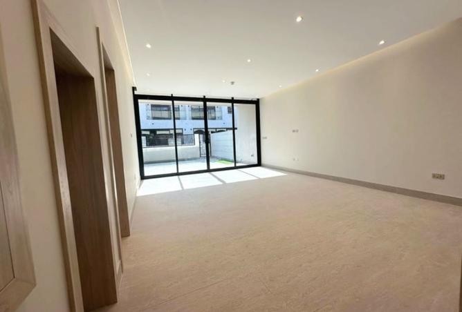 15372018 - Property Image 3