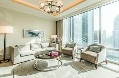 Living Room image for: Apartment - 1 Bedroom - 2 Bathrooms for rent in The Address Residence Fountain Views 1 - The Address Residence Fountain Views - Downtown Dubai - Dubai, Image 1