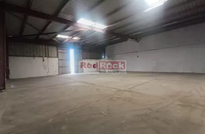 Warehouse - Studio - 4 Bathrooms for rent in Al Quoz Industrial Area 4 - Al Quoz Industrial Area - Al Quoz - Dubai Warehouse - Studio - 4 Bathrooms for rent in Al Quoz Industrial Area 4 - Al Quoz Industrial Area - Al Quoz - Dubai