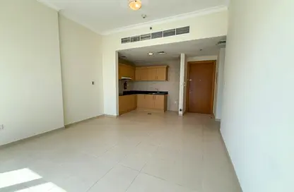 Apartment - 1 Bedroom - 1 Bathroom for sale in Mayfair Tower - Business Bay - Dubai
