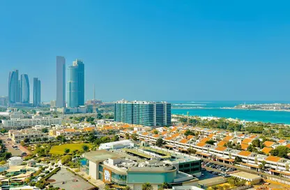 Apartment - 4 Bedrooms - 6 Bathrooms for rent in Sheikha Salama Tower - Khalidiya Street - Al Khalidiya - Abu Dhabi