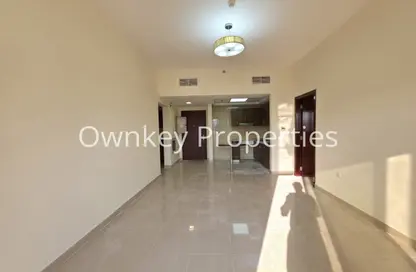 شقة - 2 غرف نوم - 3 حمامات للايجار في نرجس ريزيدينس - قرية الجميرا سركل - دبي شقة - 2 غرف نوم - 3 حمامات للايجار في نرجس ريزيدينس - قرية الجميرا سركل - دبي