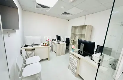 Office Space - Studio - 1 Bathroom for rent in Silver Home Building - Hor Al Anz - Deira - Dubai