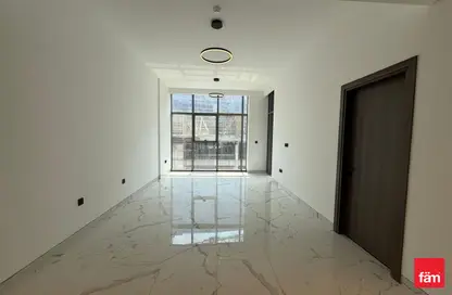 شقة - غرفة نوم - 2 حمامات للبيع في رويال ريجينسي - الخليج التجاري - دبي