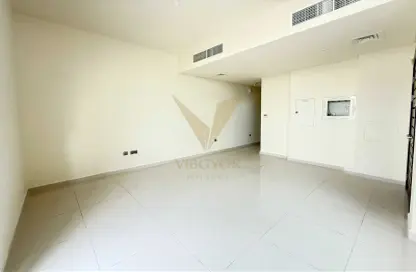 Villa - 3 Bedrooms - 5 Bathrooms for rent in Centaury - The Roots DAMAC Hills 2 - Damac Hills 2 - Dubai
