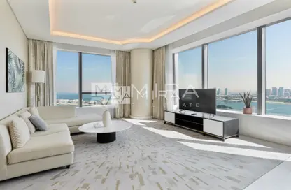 Apartment - 1 Bedroom - 1 Bathroom for sale in The Palm Tower - Palm Jumeirah - Dubai