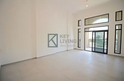 Empty Room image for: Apartment - 2 Bedrooms - 2 Bathrooms for rent in Rahaal - Madinat Jumeirah Living - Umm Suqeim - Dubai, Image 1