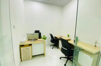 Office Space - Studio - 1 Bathroom for rent in Red Avenue - Al Garhoud - Dubai