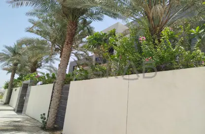 Villa - 6 Bedrooms - 7 Bathrooms for rent in Nad Al Sheba Villas - Nad Al Sheba 3 - Nad Al Sheba - Dubai
