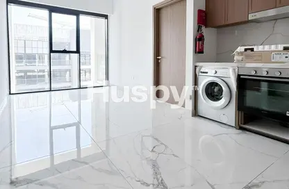 Apartment - 2 Bedrooms - 2 Bathrooms for rent in Azizi Riviera 65 - Meydan One - Meydan - Dubai