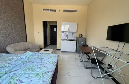 Apartment - 1 Bathroom for rent in Sama Tower - Electra Street - Abu Dhabi