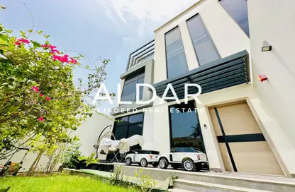 فيلا - 4 غرف نوم - 6 حمامات للايجار في حياتي افينيو - قرية الجميرا سركل - دبي فيلا - 4 غرف نوم - 6 حمامات للايجار في حياتي افينيو - قرية الجميرا سركل - دبي