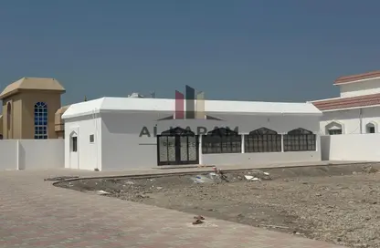 Villa - 2 Bedrooms - 1 Bathroom for rent in Al Dhait North - Al Dhait - Ras Al Khaimah