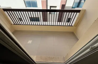 شقة - غرفة نوم - 2 حمامات للايجار في الفلاح - تجارية مويلح - الشارقة