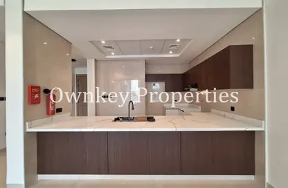Apartment - 1 Bedroom - 2 Bathrooms for rent in Al Manal La Rose - Jumeirah Village Circle - Dubai
