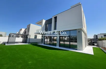 Villa - 5 Bedrooms - 7 Bathrooms for rent in Murooj Al Furjan - Al Furjan - Dubai