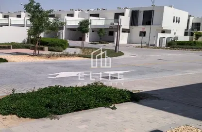 فيلا - 3 غرف نوم - 5 حمامات للايجار في جنوسيا - داماك هيلز 2 - دبي فيلا - 3 غرف نوم - 5 حمامات للايجار في جنوسيا - داماك هيلز 2 - دبي