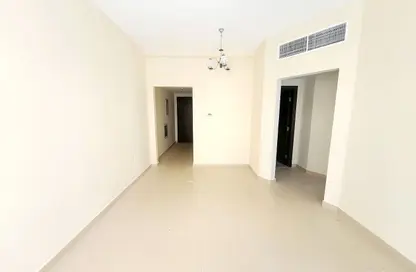 Apartment - 2 Bedrooms - 2 Bathrooms for rent in Muwaileh 29 Building - Muwaileh - Sharjah