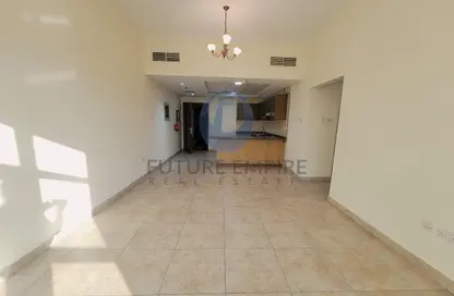 Apartment - 2 Bedrooms - 2 Bathrooms for rent in Dubai Healthcare City - Bur Dubai - Dubai