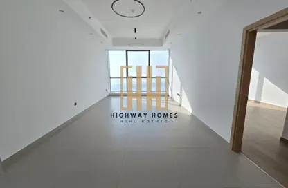 Apartment - 1 Bedroom - 2 Bathrooms for rent in La Plage Tower - Al Mamzar - Sharjah - Sharjah